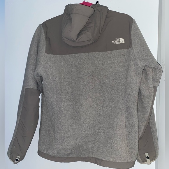 Classic Fleece North Face Jacket /W Hood - Picture 6 of 9